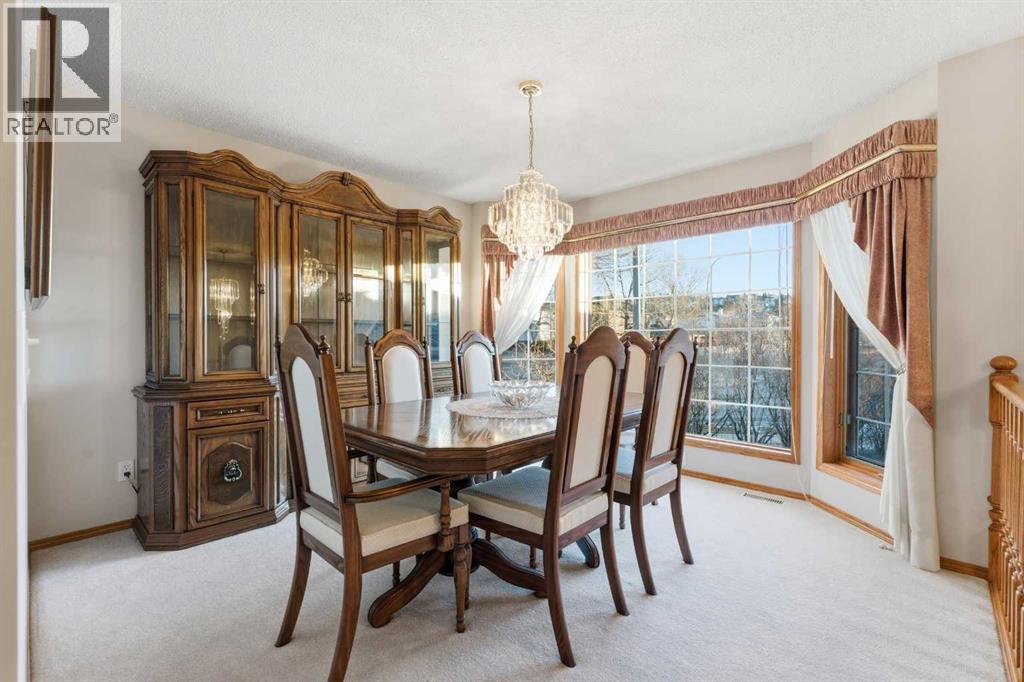 Single Family House Bi-level for Sale in  Sierra Morena Court SW Signal Hill Calgary 