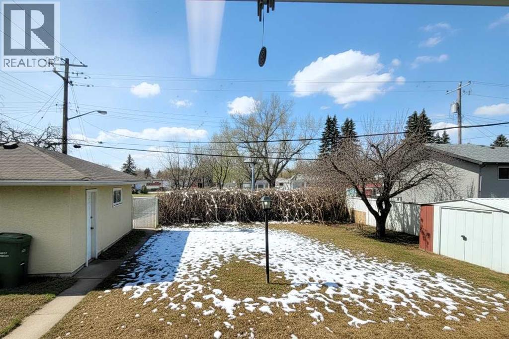 Single Family House Bungalow for Sale in  Montrose Crescent NE Winston Heights/Mountview Calgary 