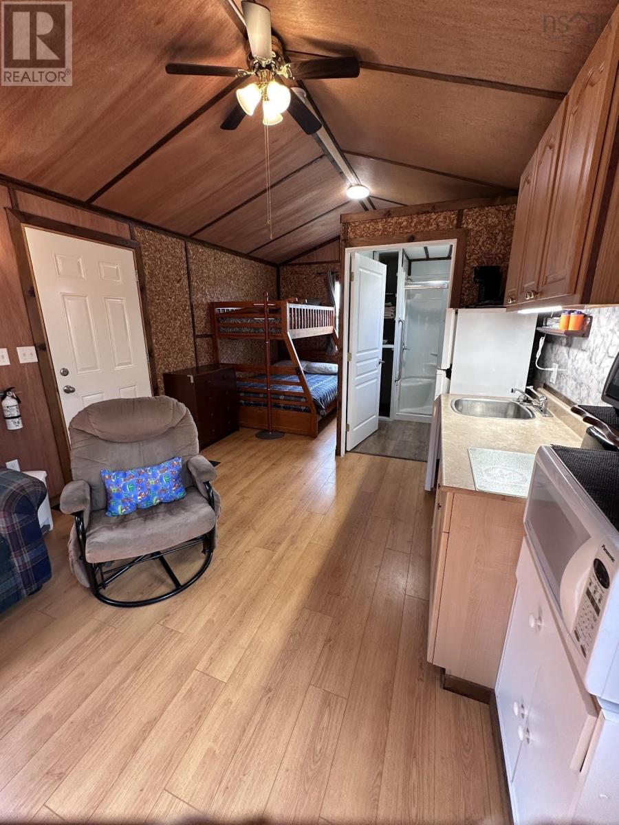 Property 10 of 22 of 2844 Highway 215