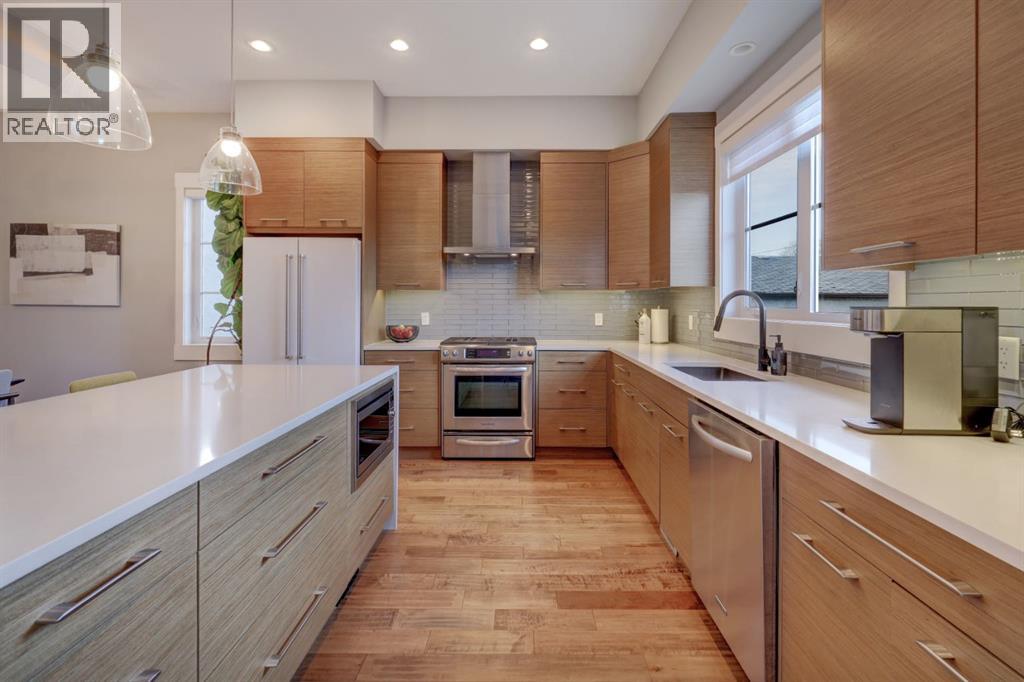 Single Family House for Sale in   Avenue NE Winston Heights/Mountview Calgary 