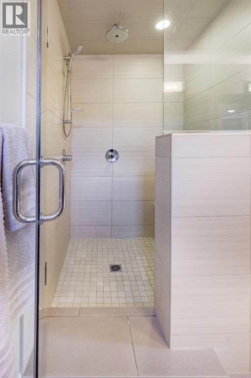 Single Family House for Sale in   Avenue NE Winston Heights/Mountview Calgary 