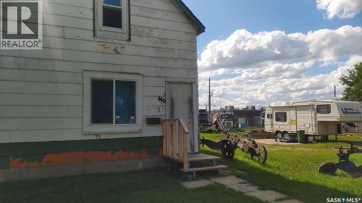 460 McIntyre STREET — photo 9