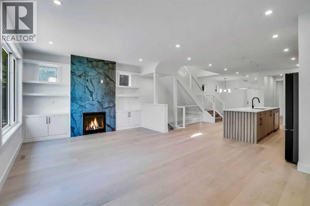 Single Family House for Sale in   Avenue Winston Heights/Mountview Calgary 