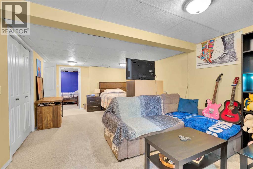 Single Family House for Sale in  Prestwick Avenue SE McKenzie Towne Calgary 