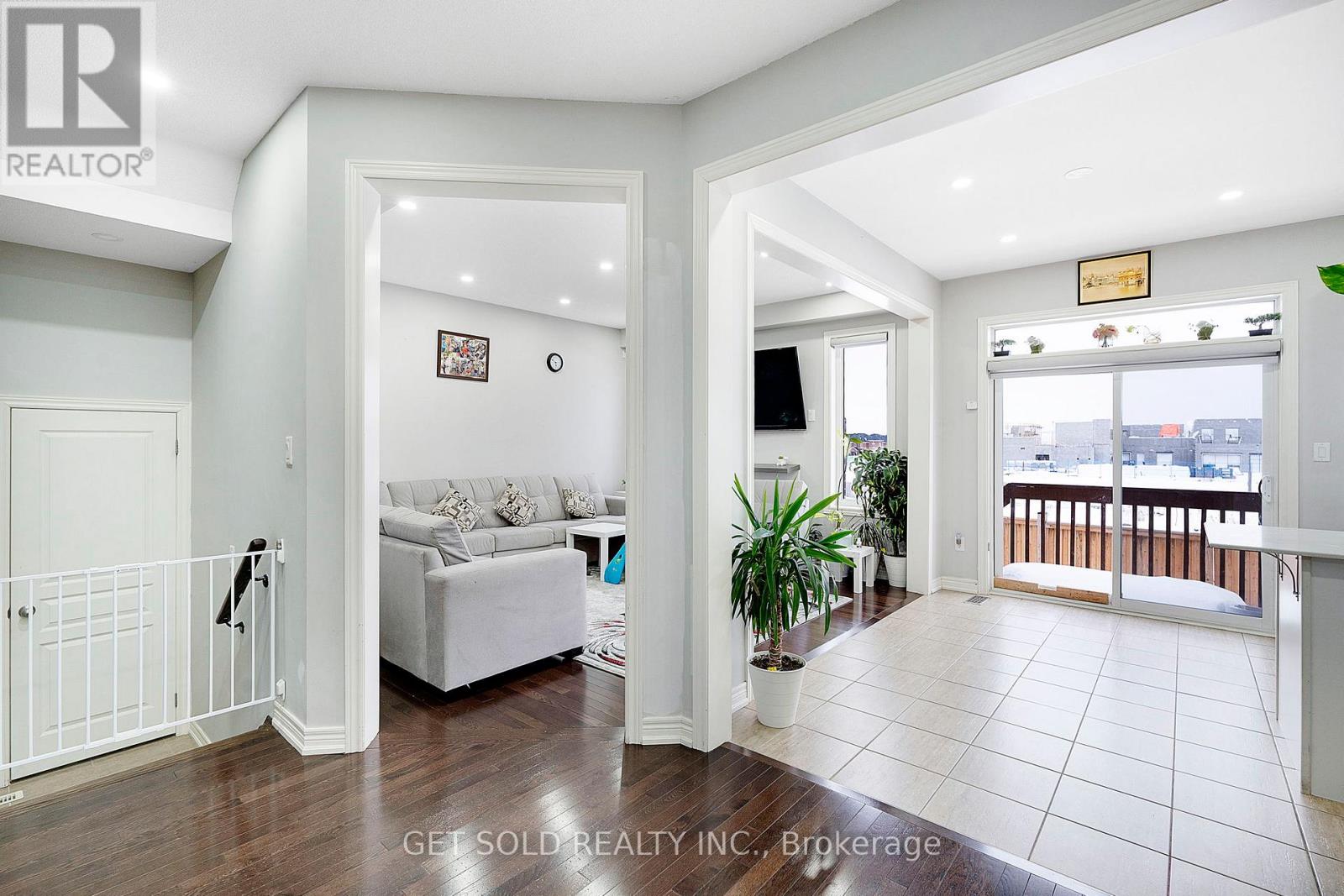 14 HAVERSTOCK CRESCENT - 16