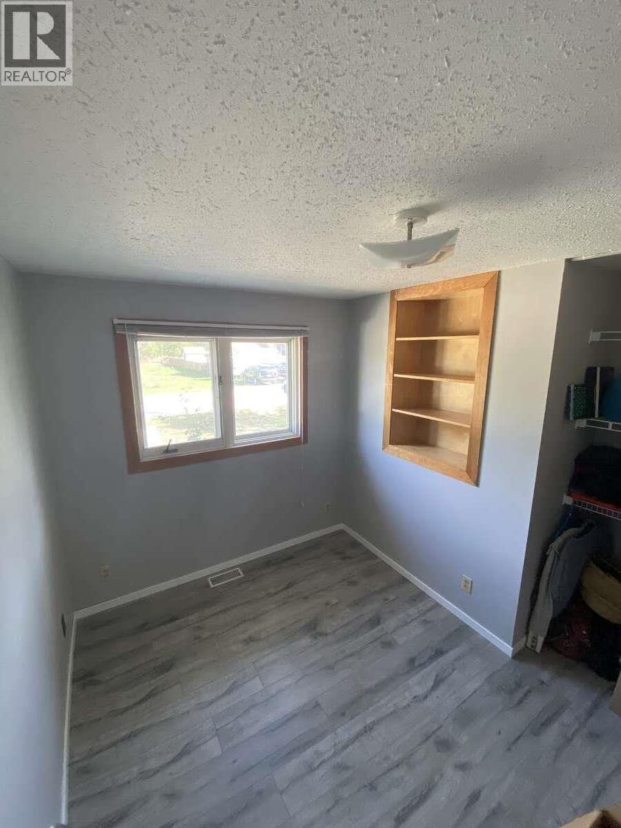 1155 14TH AVENUE, Valemount