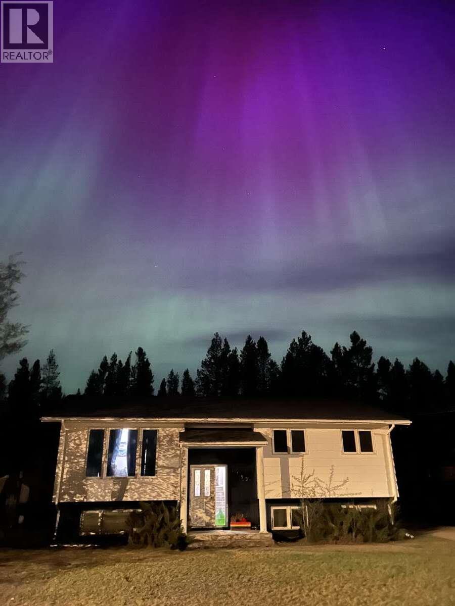 1155 14TH AVENUE, Valemount