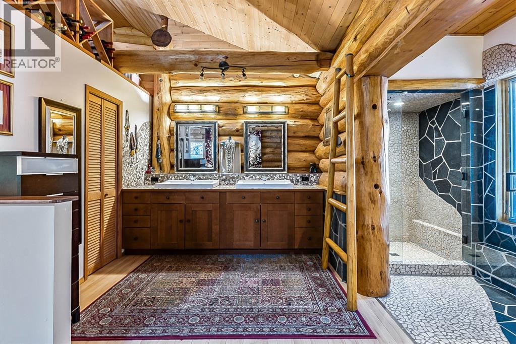 104 White Avenue, Bragg Creek