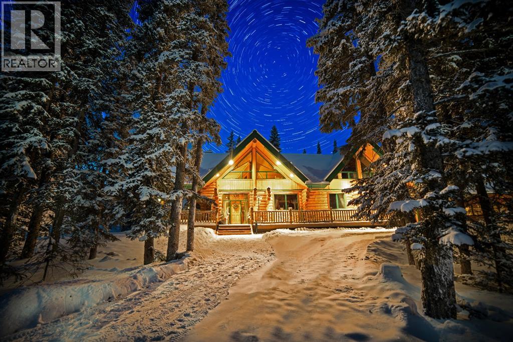 104 White Avenue, Bragg Creek