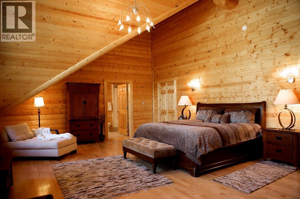 104 White Avenue, Bragg Creek