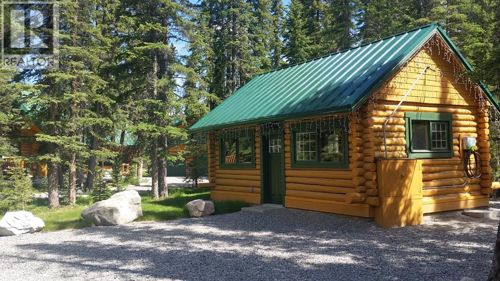 104 White Avenue, Bragg Creek