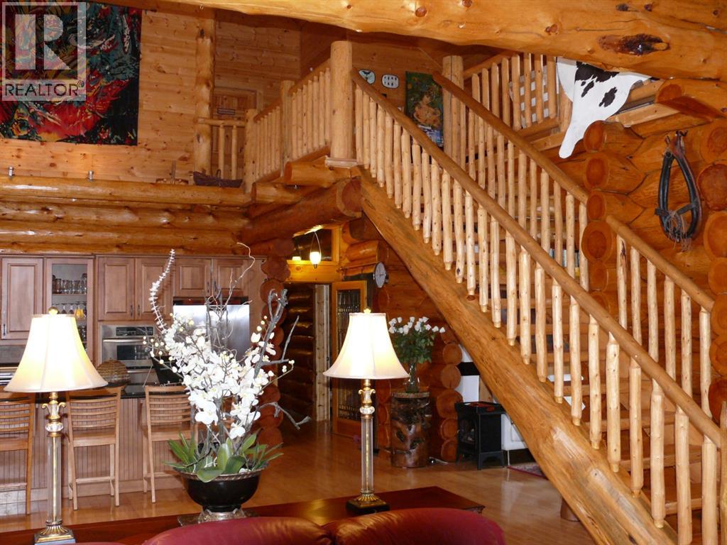 104 White Avenue, Bragg Creek