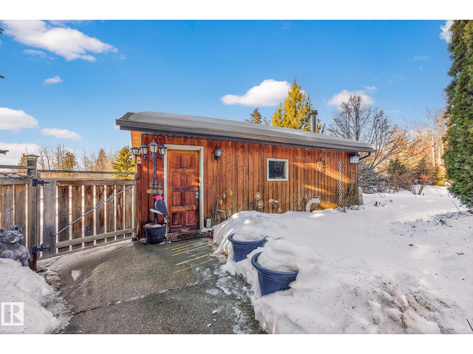 700 LAKESIDE DR, Rural Parkland County