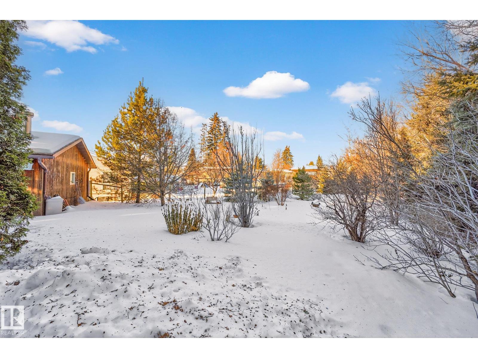 700 LAKESIDE DR, Rural Parkland County