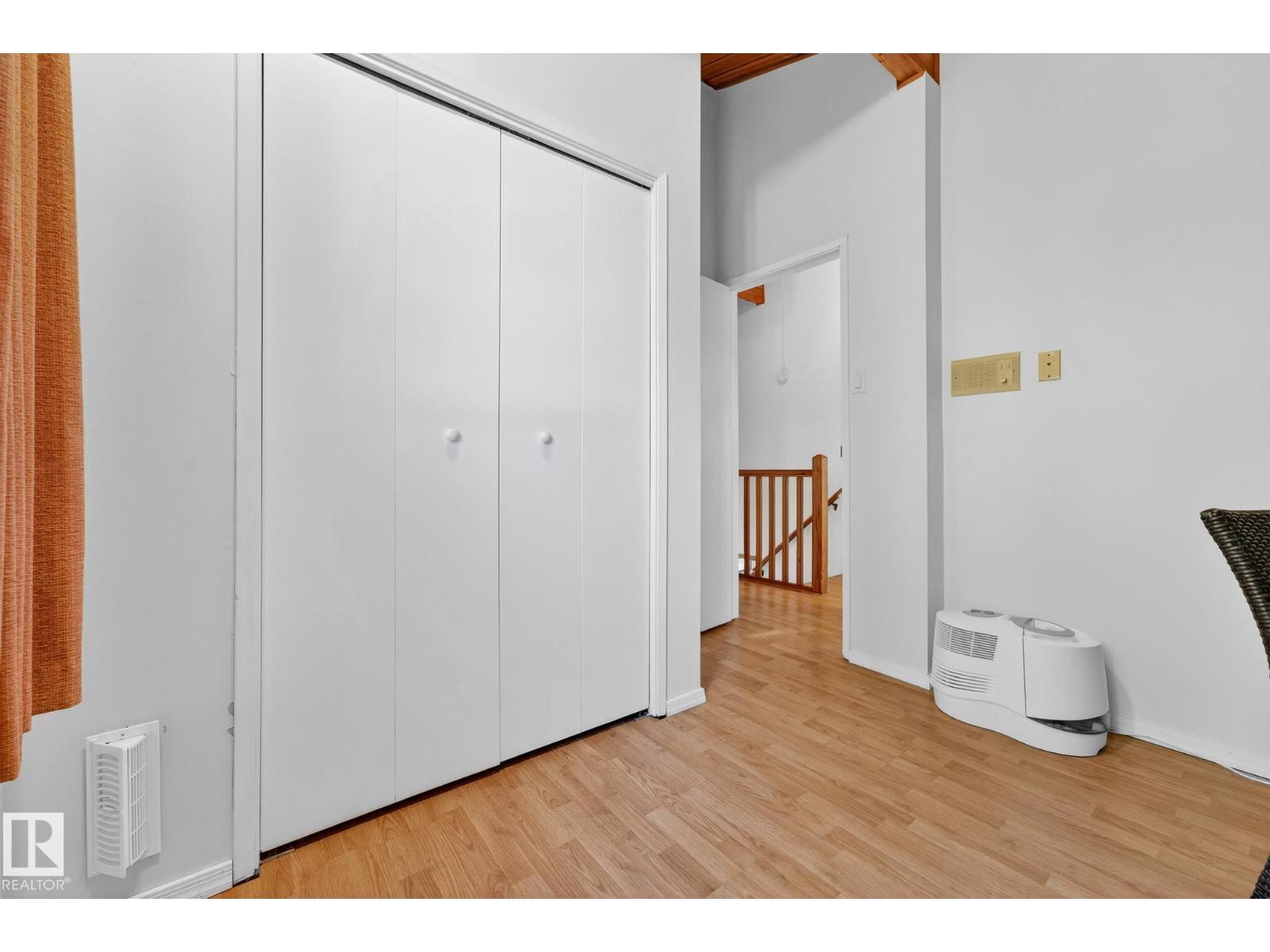 700 LAKESIDE DR, Rural Parkland County