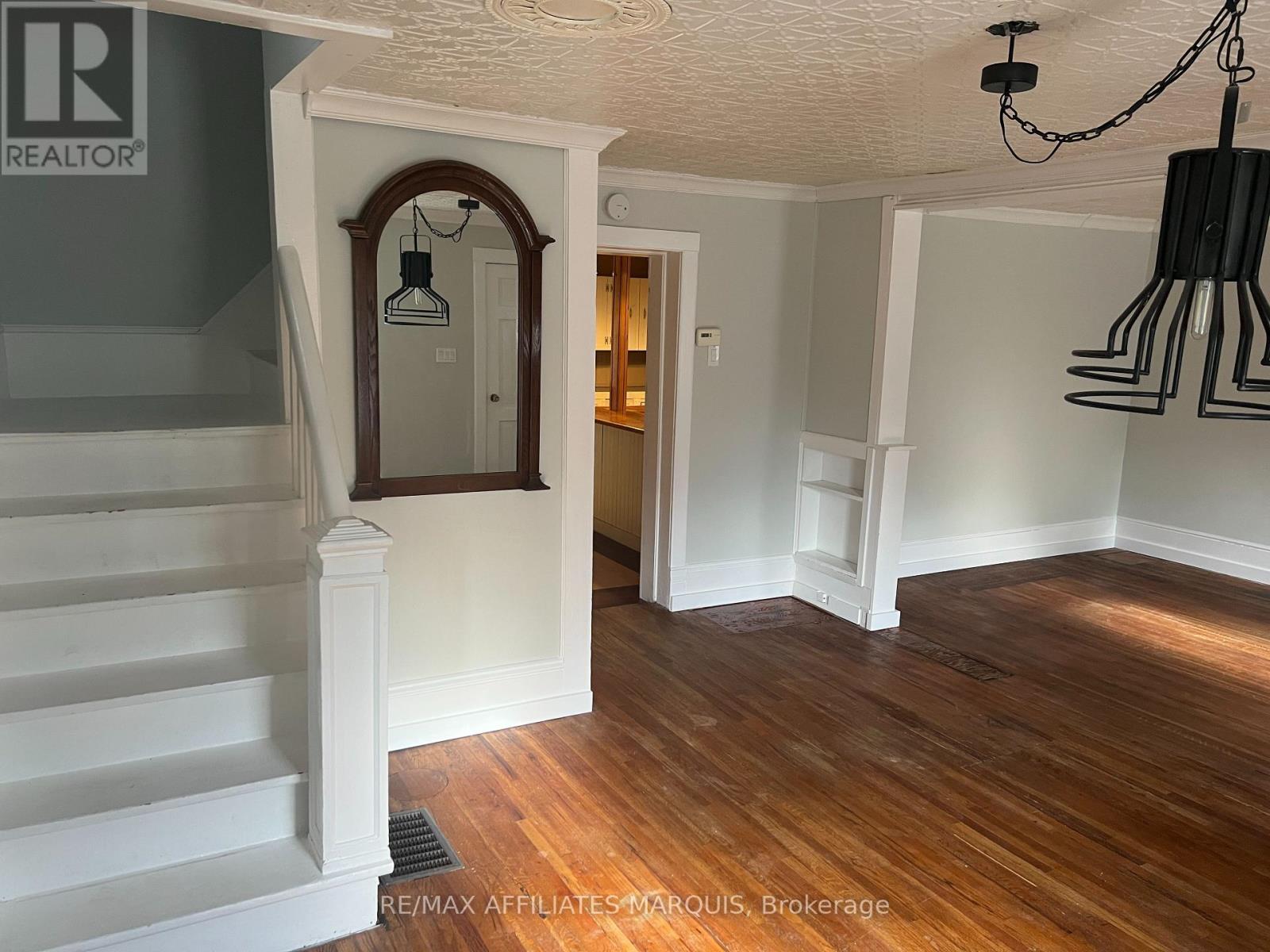 122 CHAMBERS STREET, Smiths Falls, Ontario