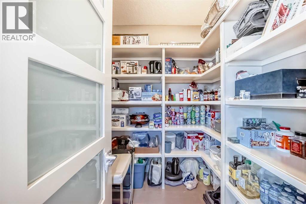 Single Family House for Sale in    Avenue NE Winston Heights/Mountview Calgary 