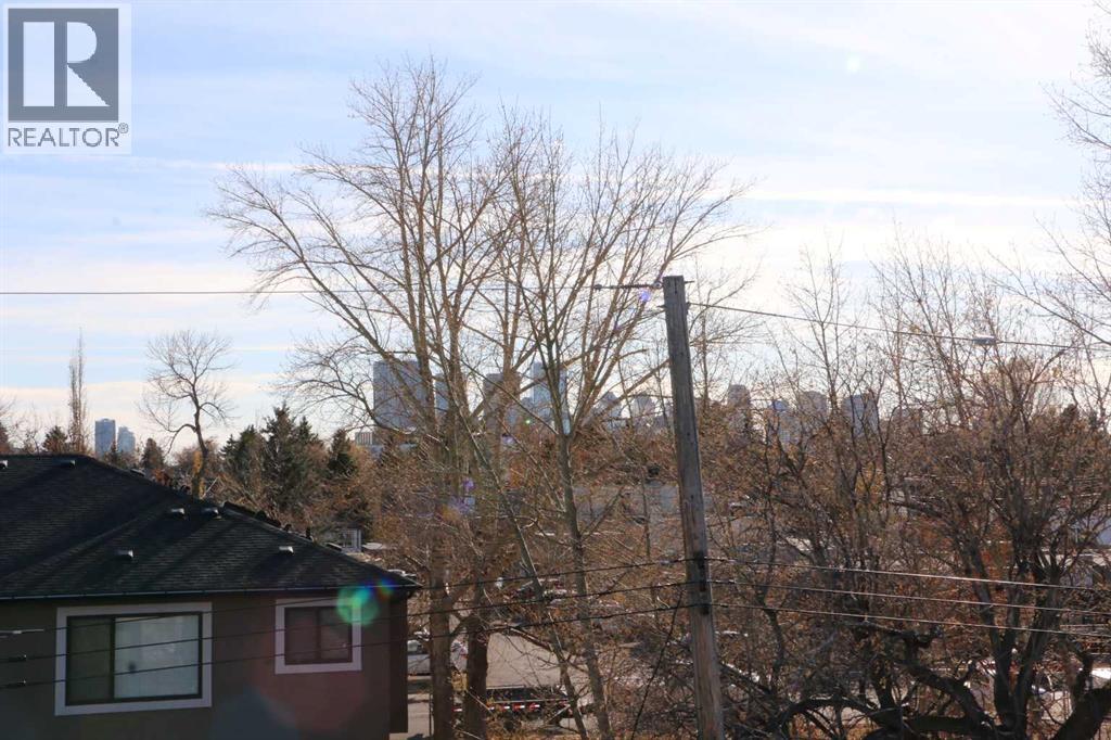 Single Family House for Sale in    Avenue NE Winston Heights/Mountview Calgary 