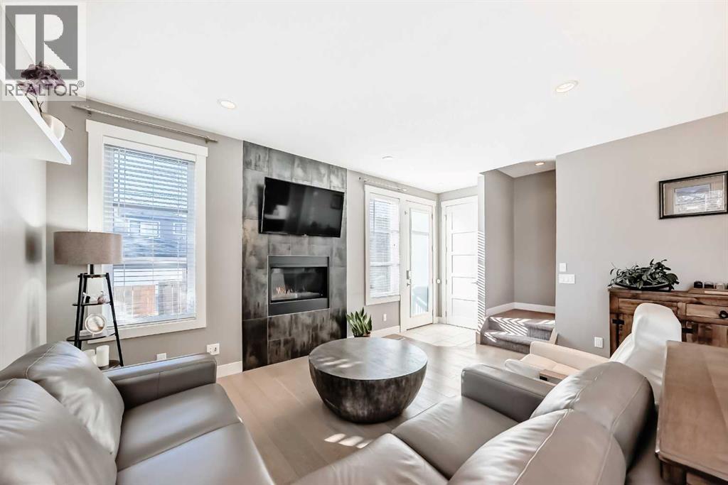 Single Family House for Sale in    Avenue NE Winston Heights/Mountview Calgary 