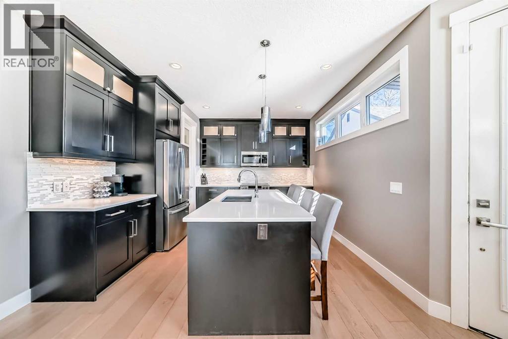 Single Family House for Sale in    Avenue NE Winston Heights/Mountview Calgary 