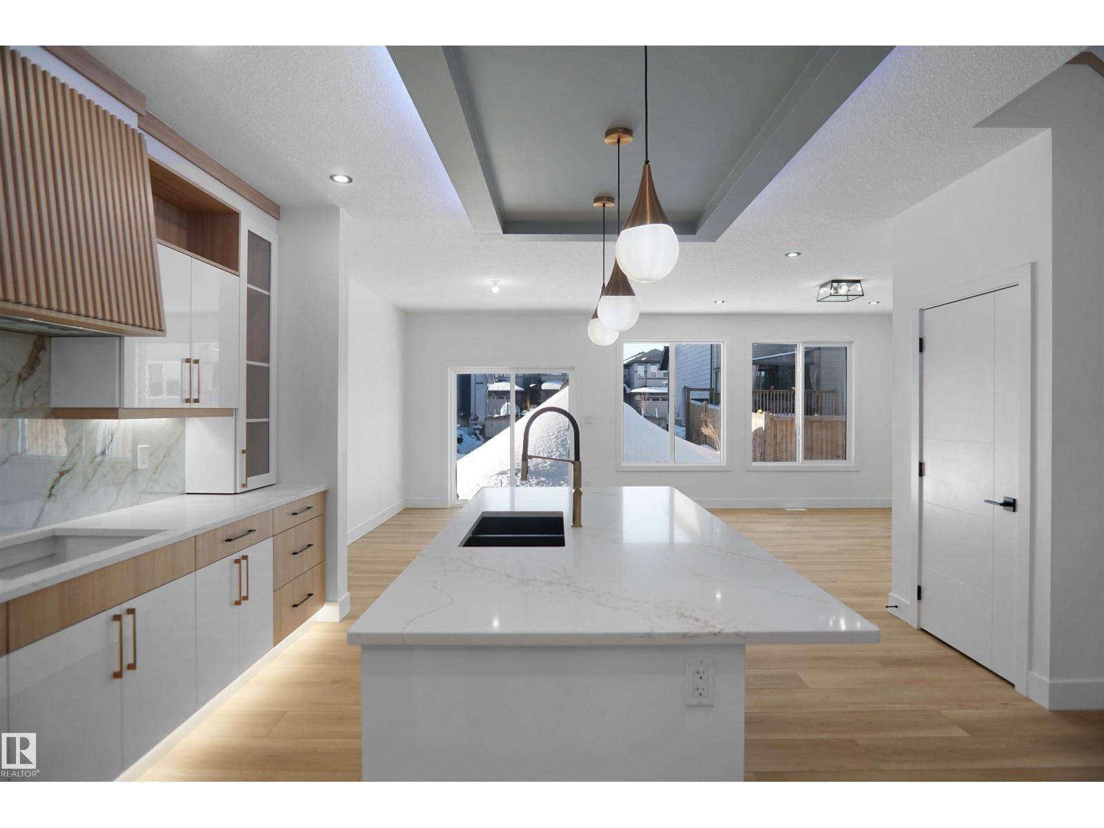 
          16816 47 Street NW
            <br/>
            <span>Edmonton</span>
            , 
            <span>AB</span>
             <span>T5Y4J5</span>
         - Photo 23