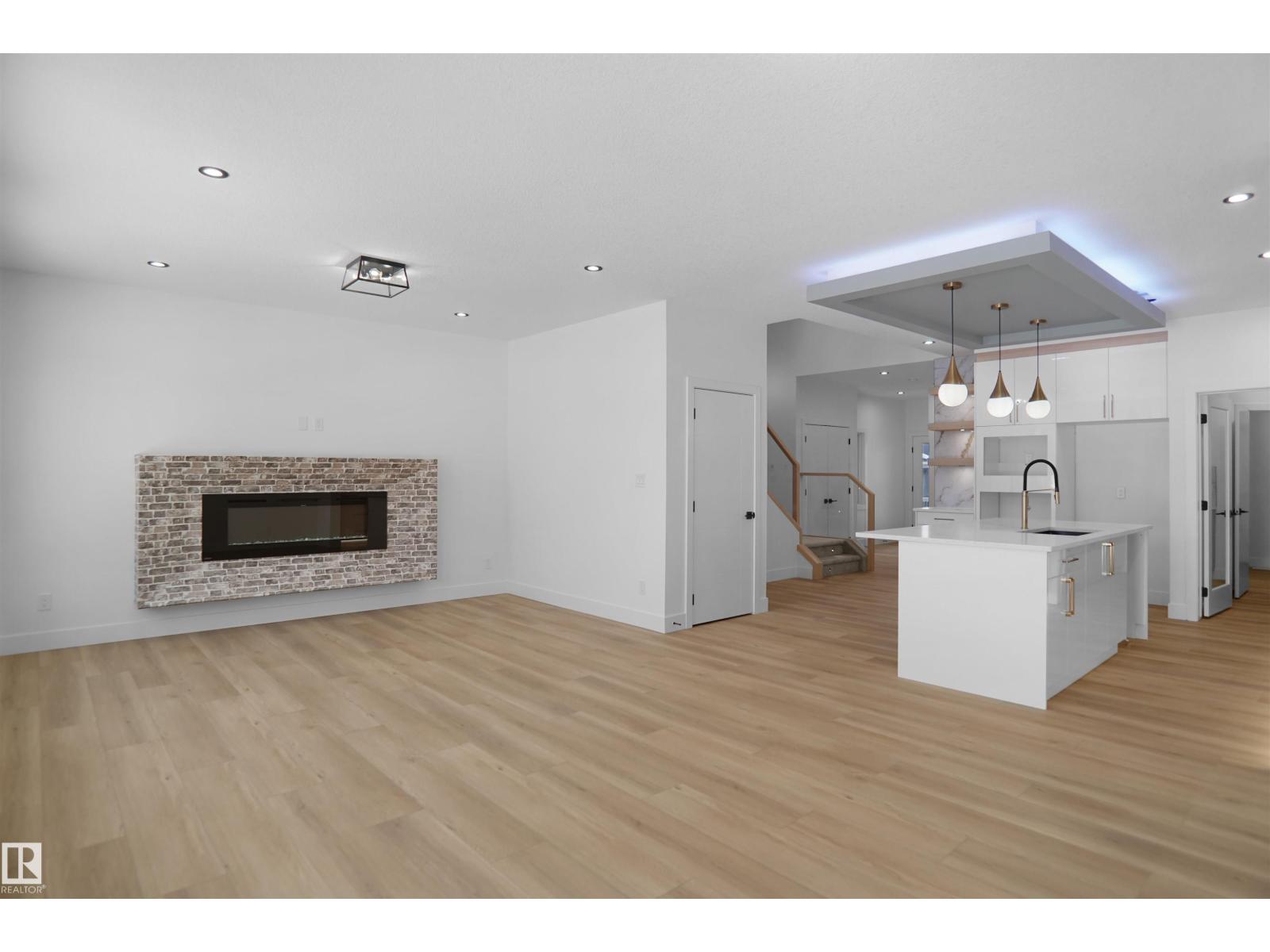 
          16816 47 Street NW
            <br/>
            <span>Edmonton</span>
            , 
            <span>AB</span>
             <span>T5Y4J5</span>
         - Photo 30