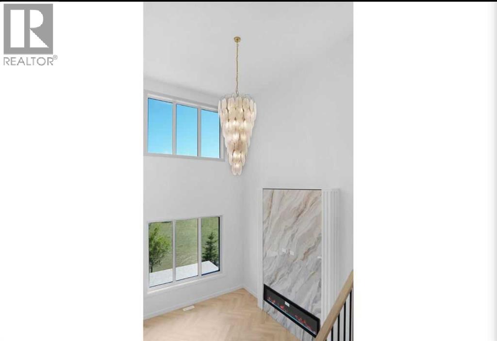 Single Family House for Sale in  Everson Close Evergreen Red Deer 