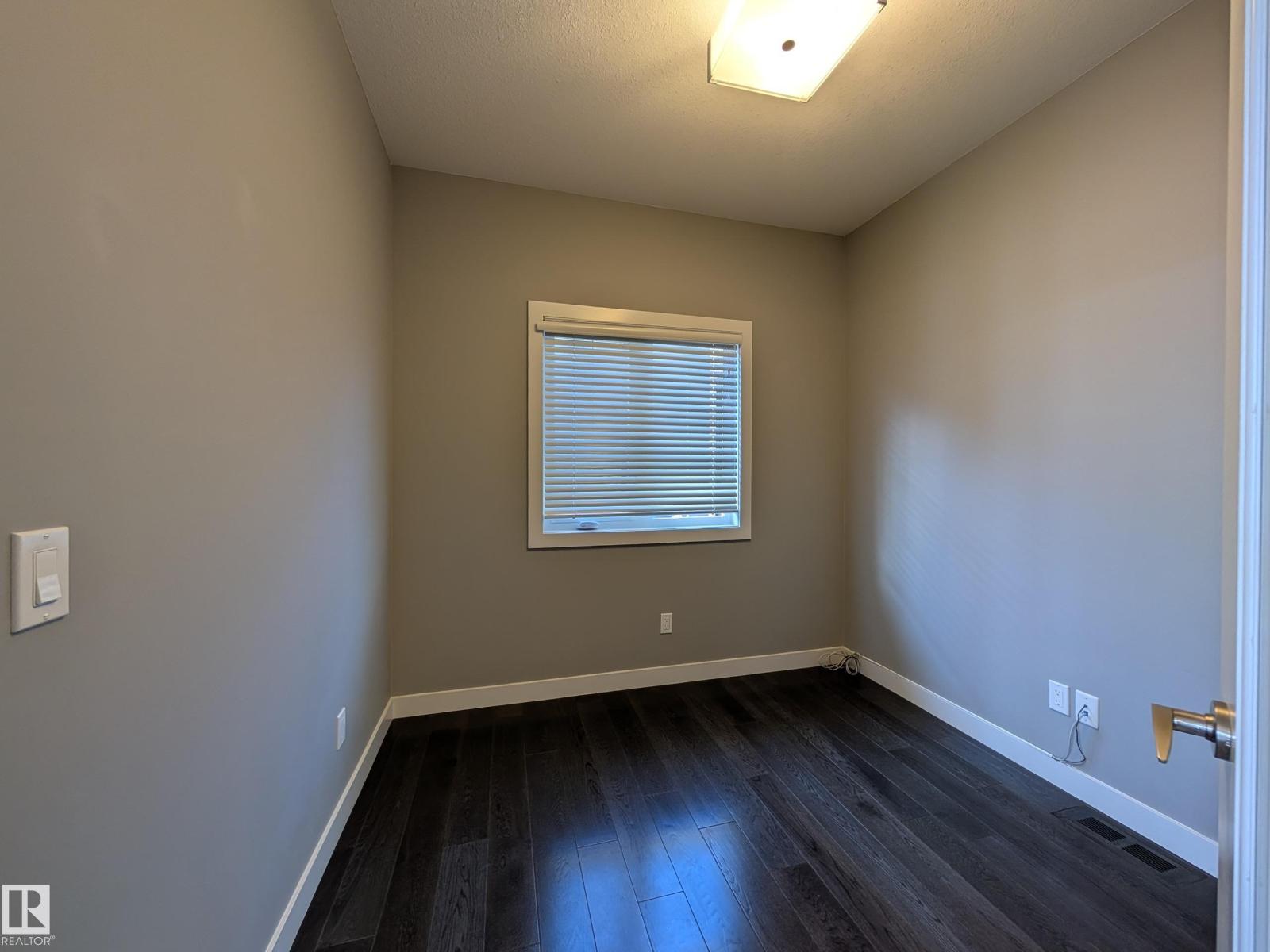 #34 3090 CAMERON HEIGHTS WY NW, Edmonton