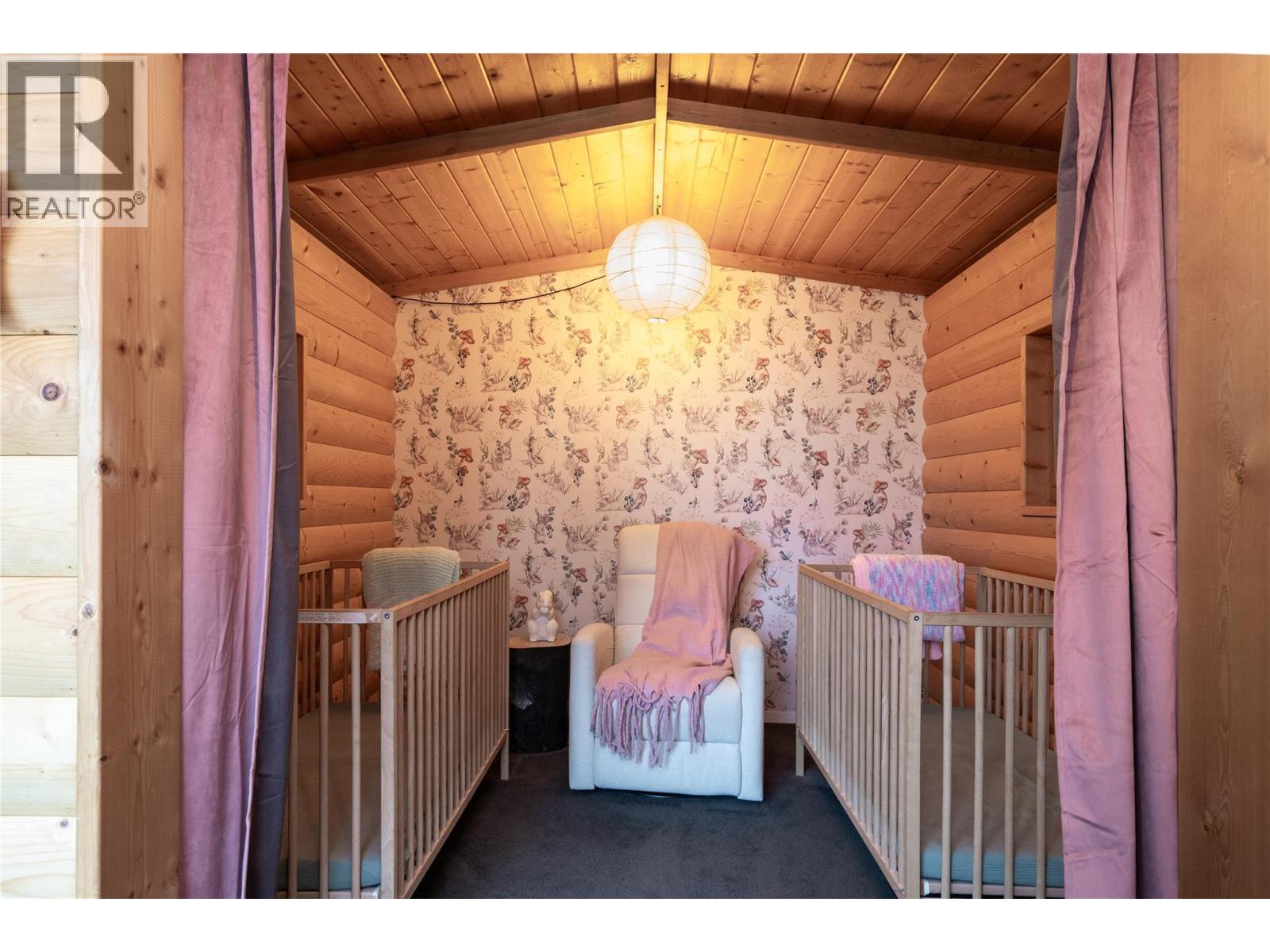 488 Alpine Lane, Revelstoke