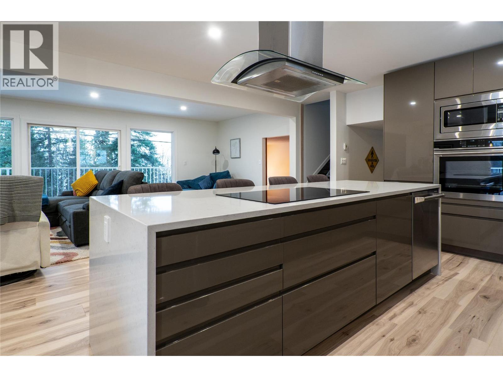 488 Alpine Lane, Revelstoke