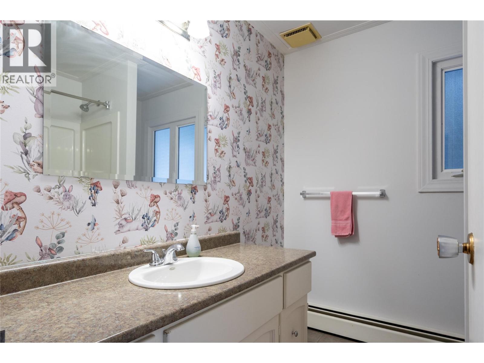 488 Alpine Lane, Revelstoke