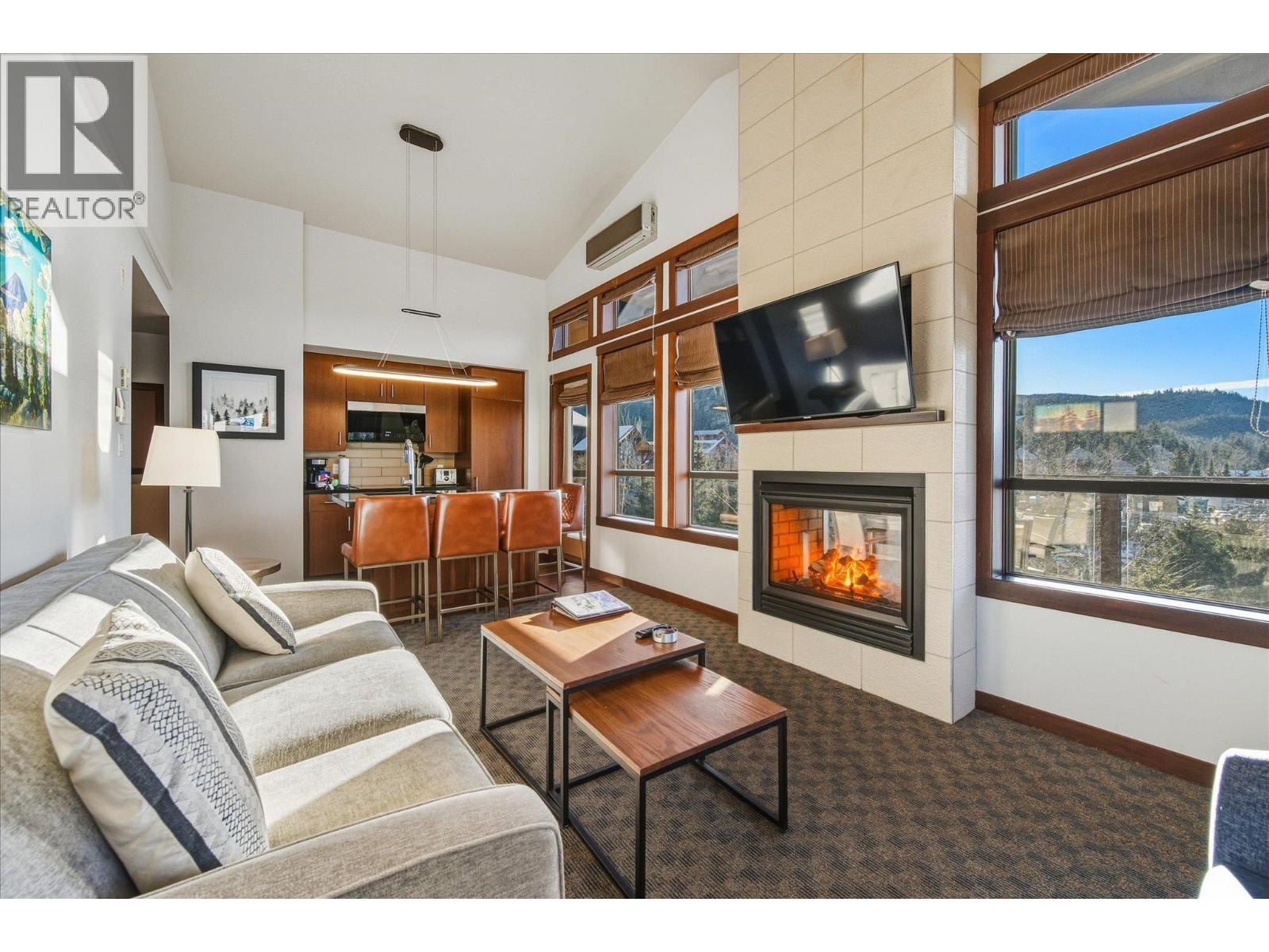 308 D 2020 LONDON LANE, Whistler