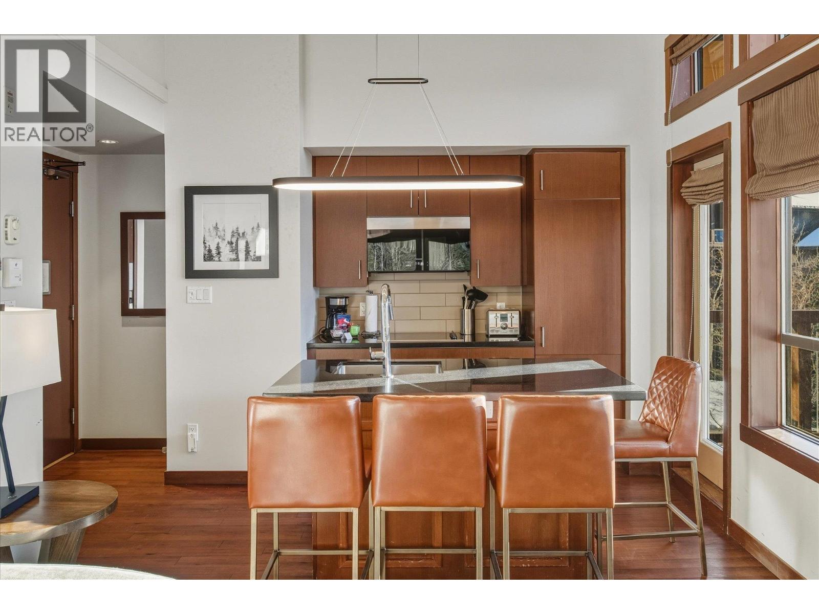 308 D 2020 LONDON LANE, Whistler