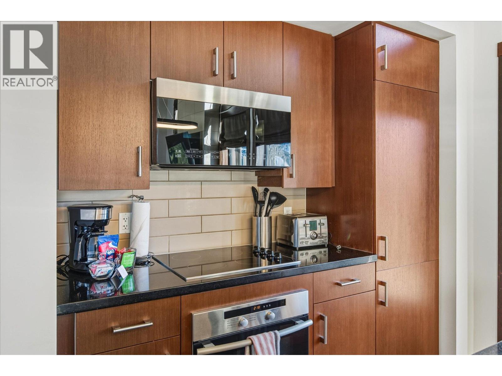 308 D 2020 LONDON LANE, Whistler