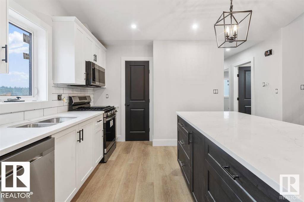 1432 Wildrye CR - Photo 3 of 8, Cold Lake, Alberta