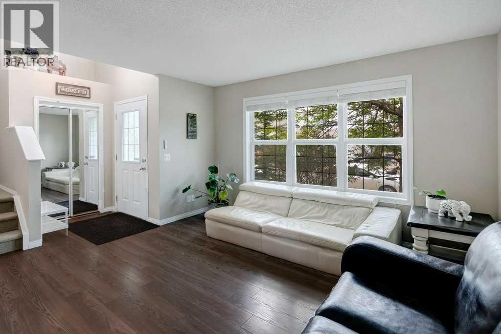 Single Family House for Sale in  Everglen Manor SW Evergreen Calgary 