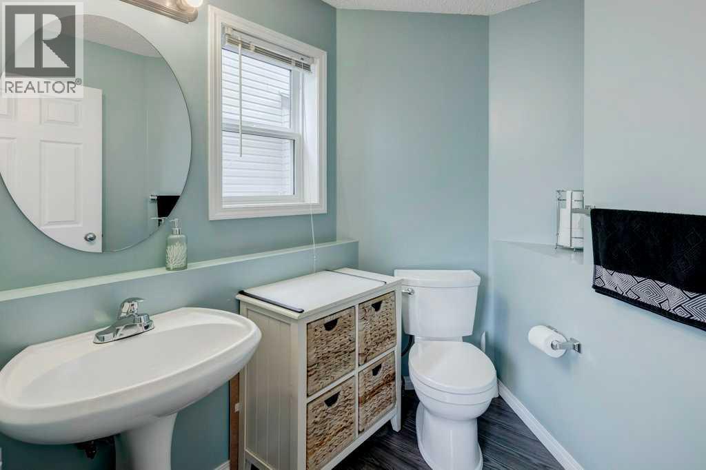 Single Family House for Sale in  Everglen Manor SW Evergreen Calgary 