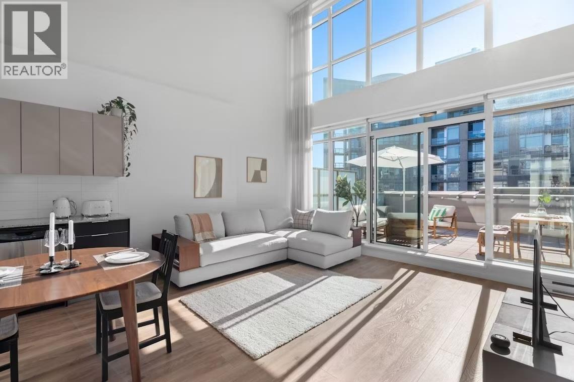 310 429 2ND Avenue - photo 2