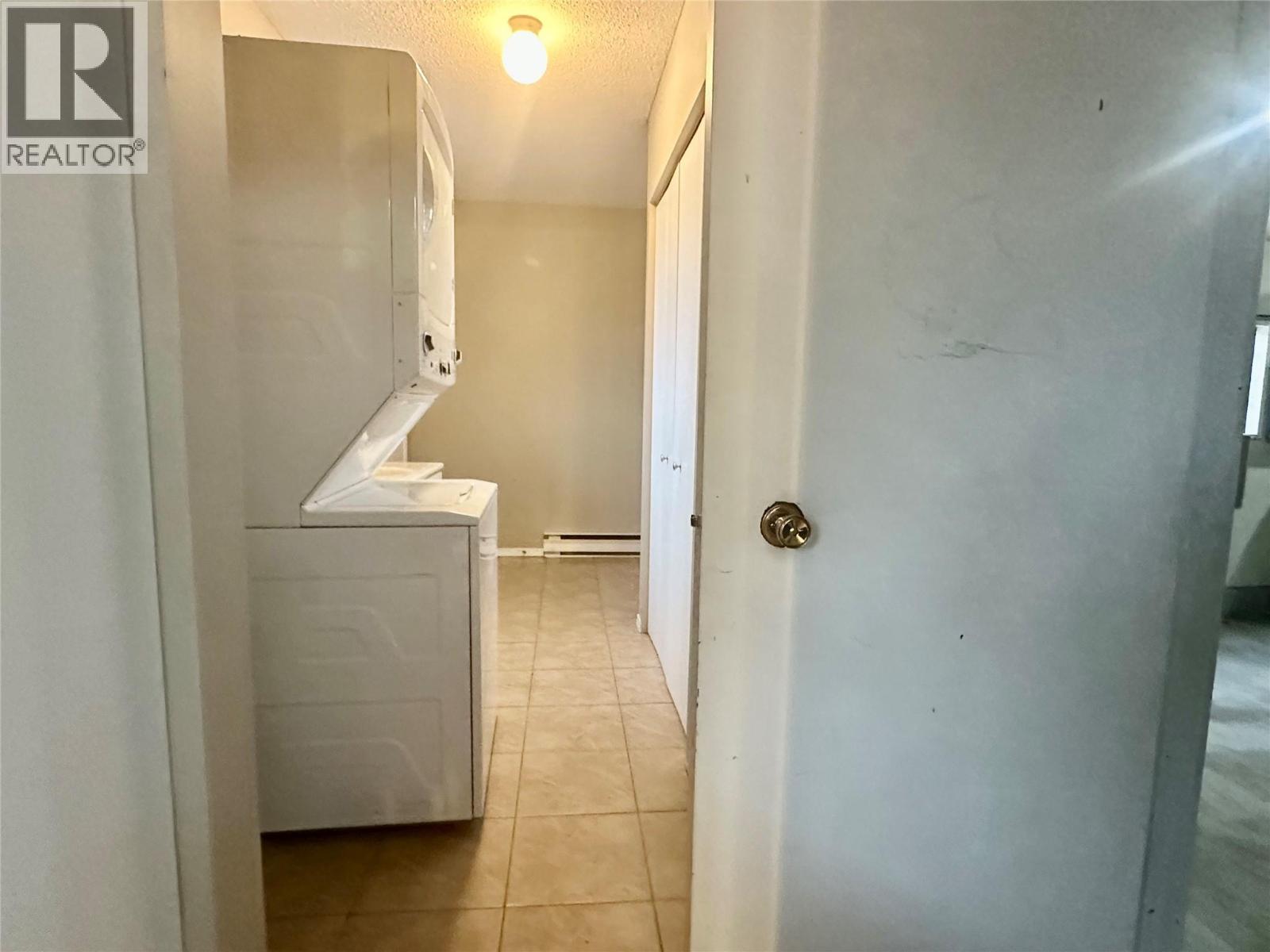 535 Hardie Road - 22
