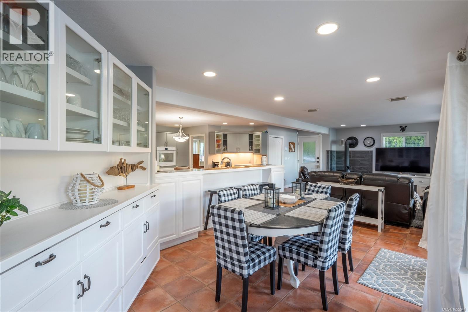 7247 Walton Rd, Honeymoon Bay