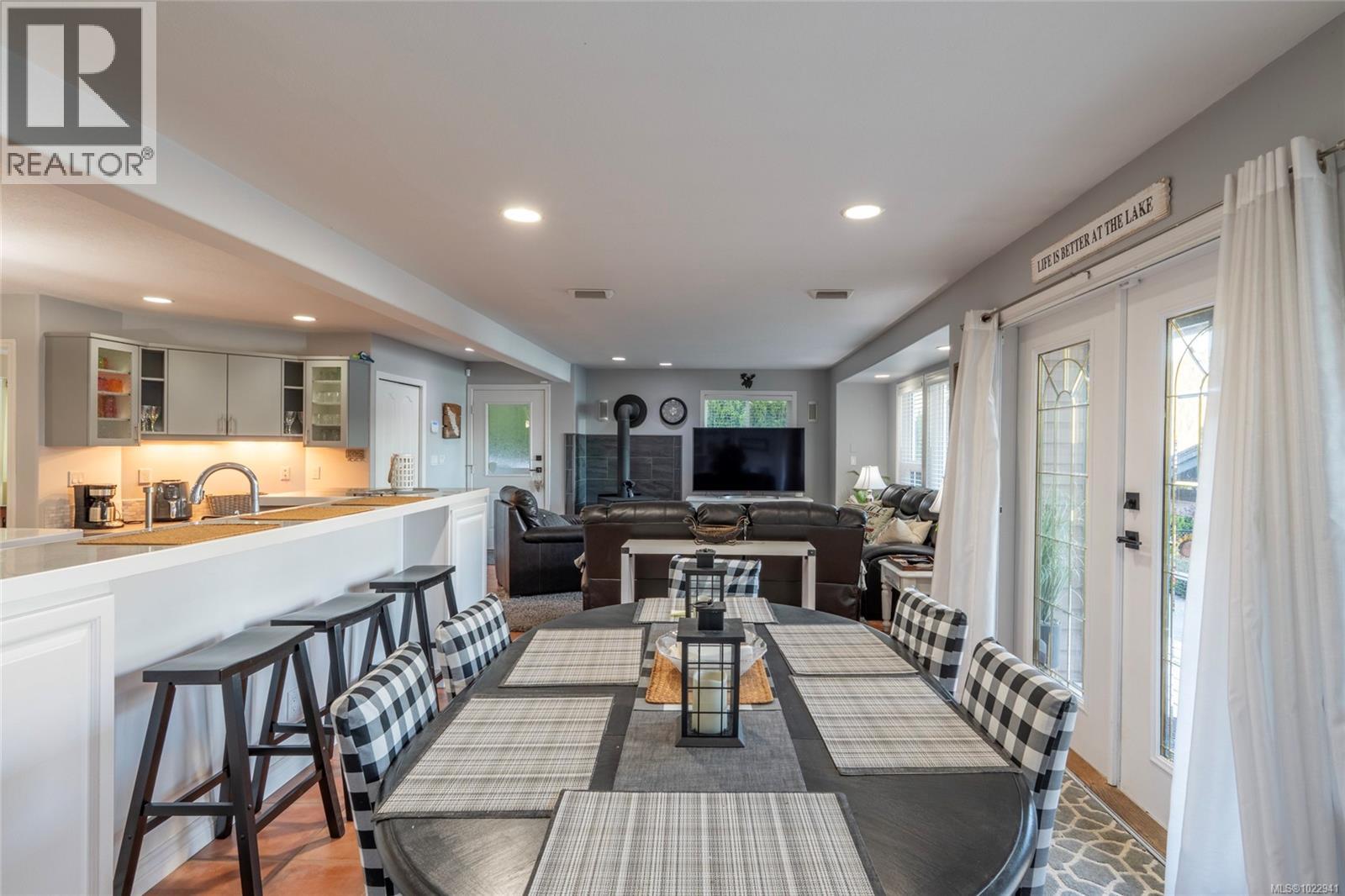 7247 Walton Rd, Honeymoon Bay