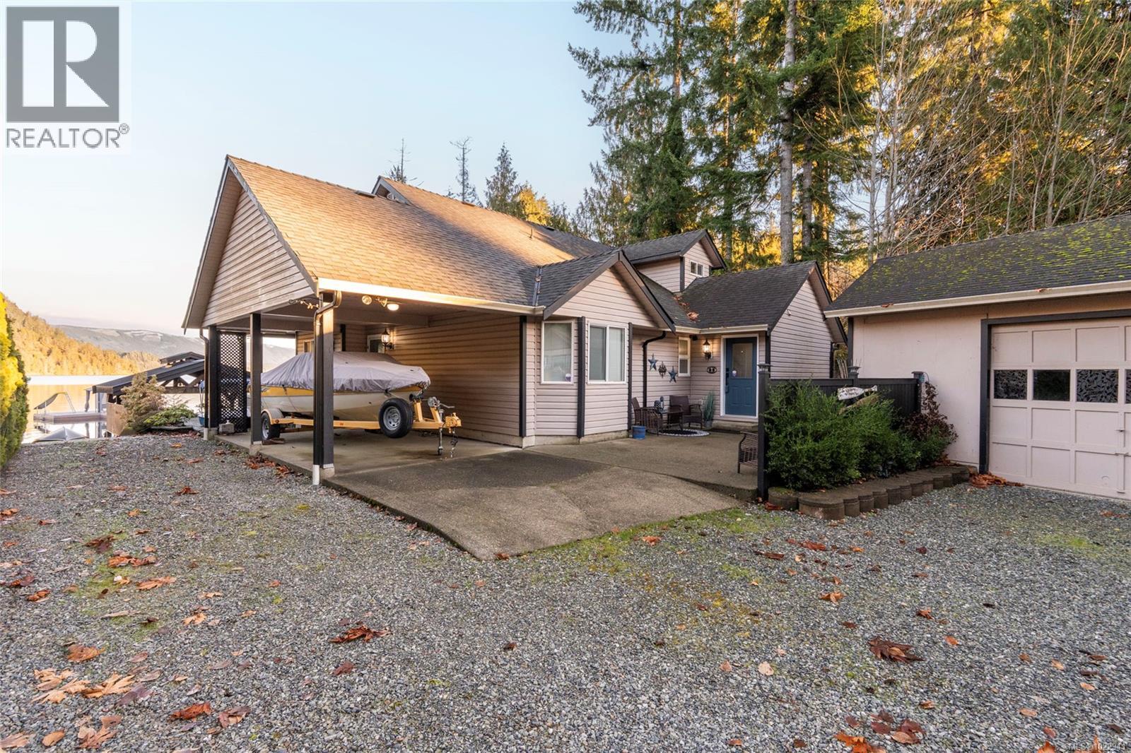 7247 Walton Rd, Honeymoon Bay