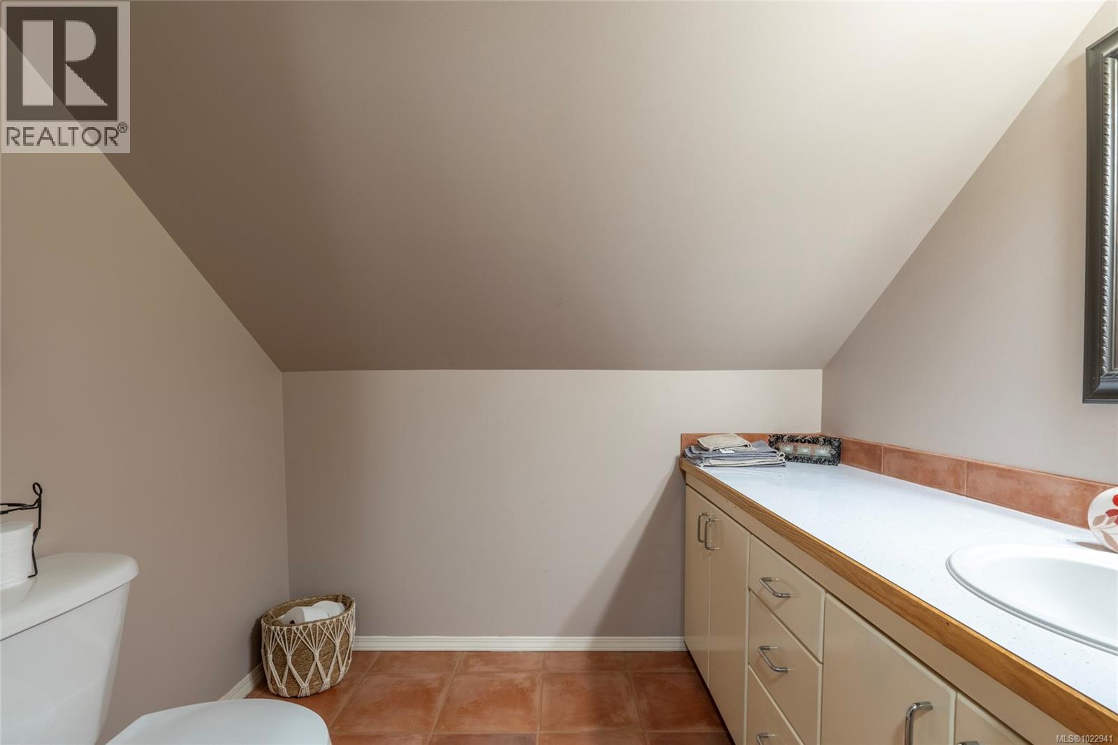 7247 Walton Rd, Honeymoon Bay