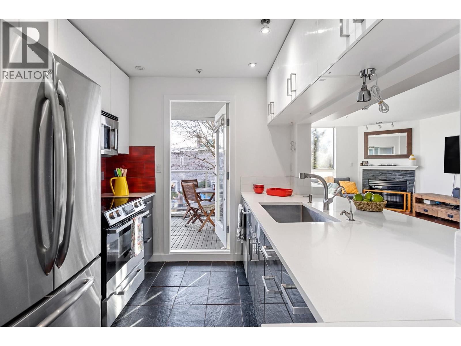 212 8460 JELLICOE STREET, Vancouver