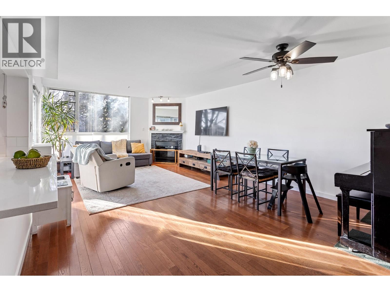 212 8460 JELLICOE STREET, Vancouver