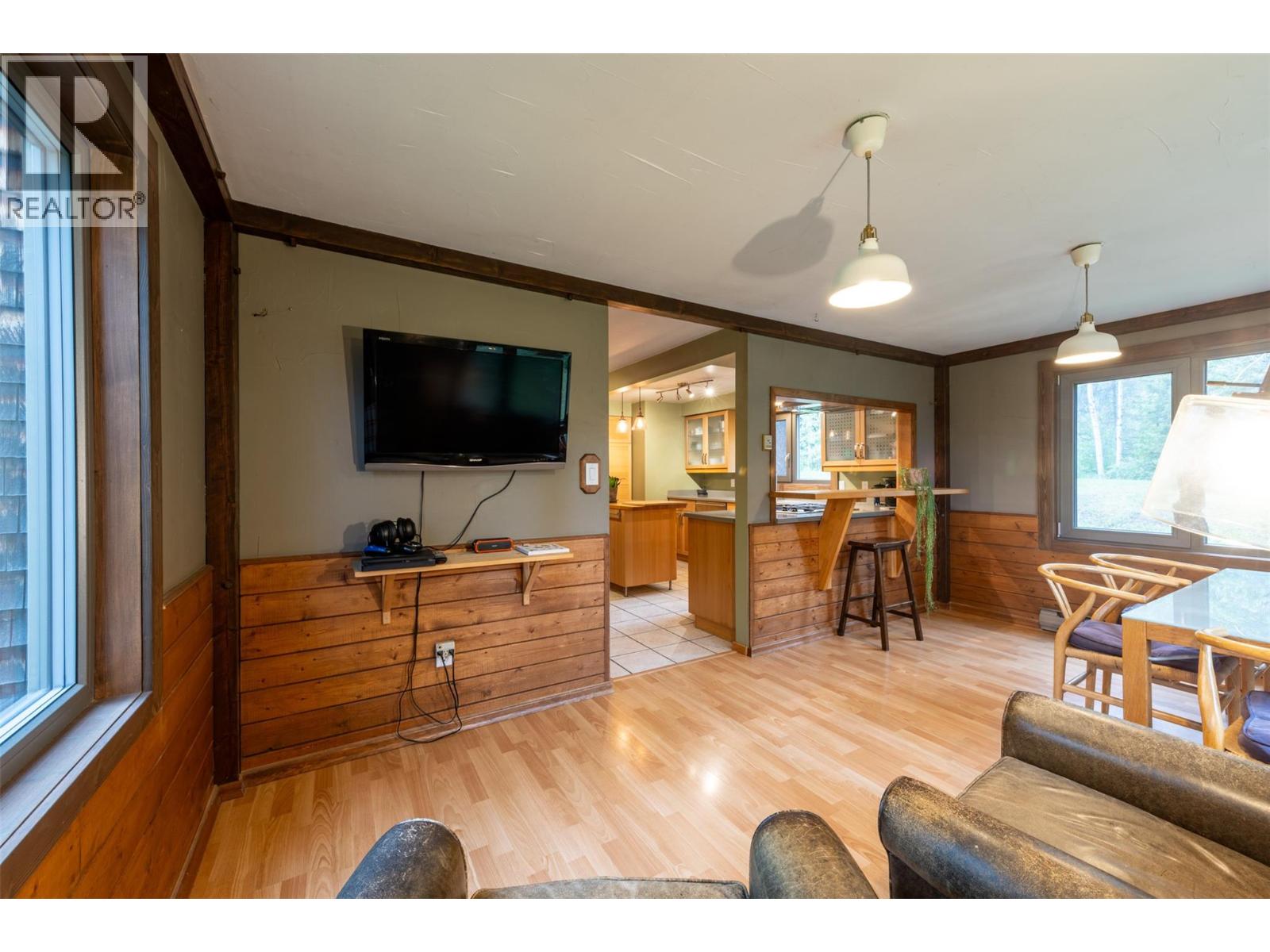 1615 Campbell Road - 24