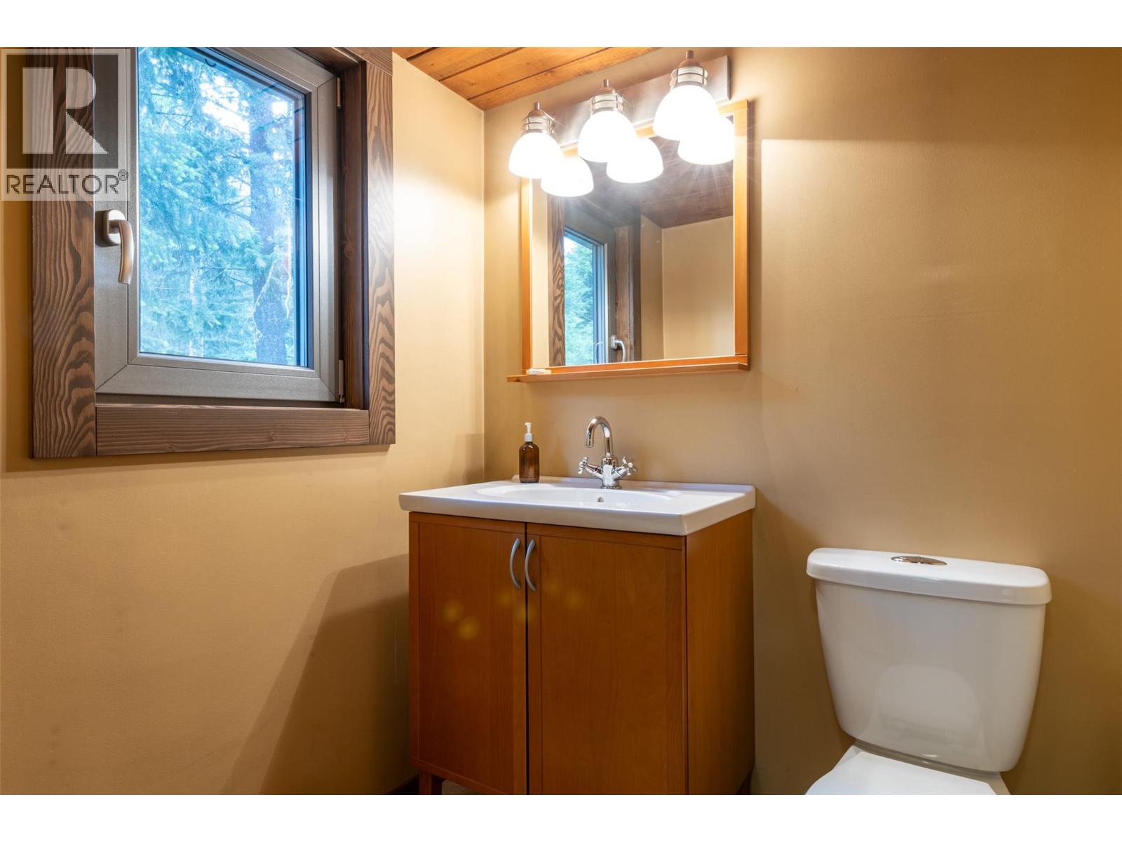 1615 Campbell Road - 35