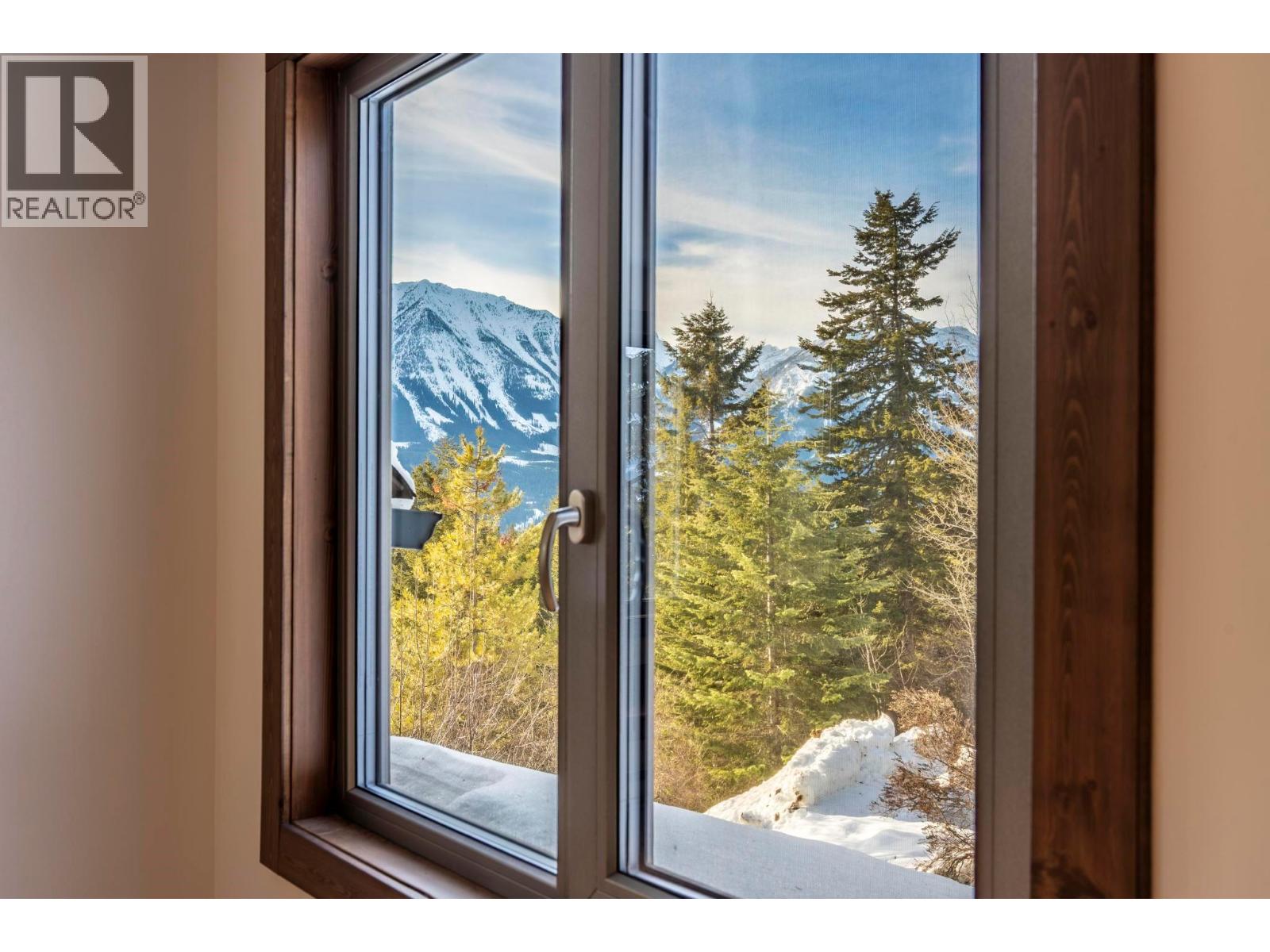 1615 CAMPBELL ROAD - 40