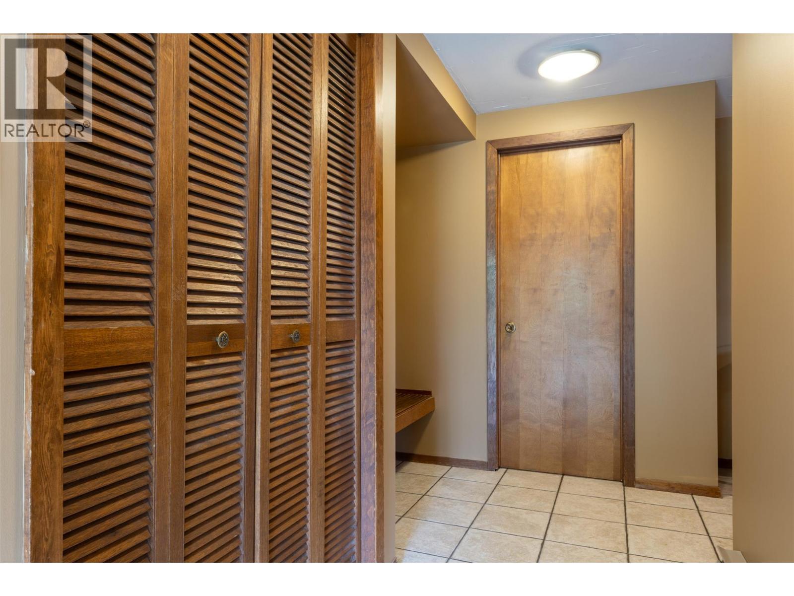 1615 Campbell Road - 36