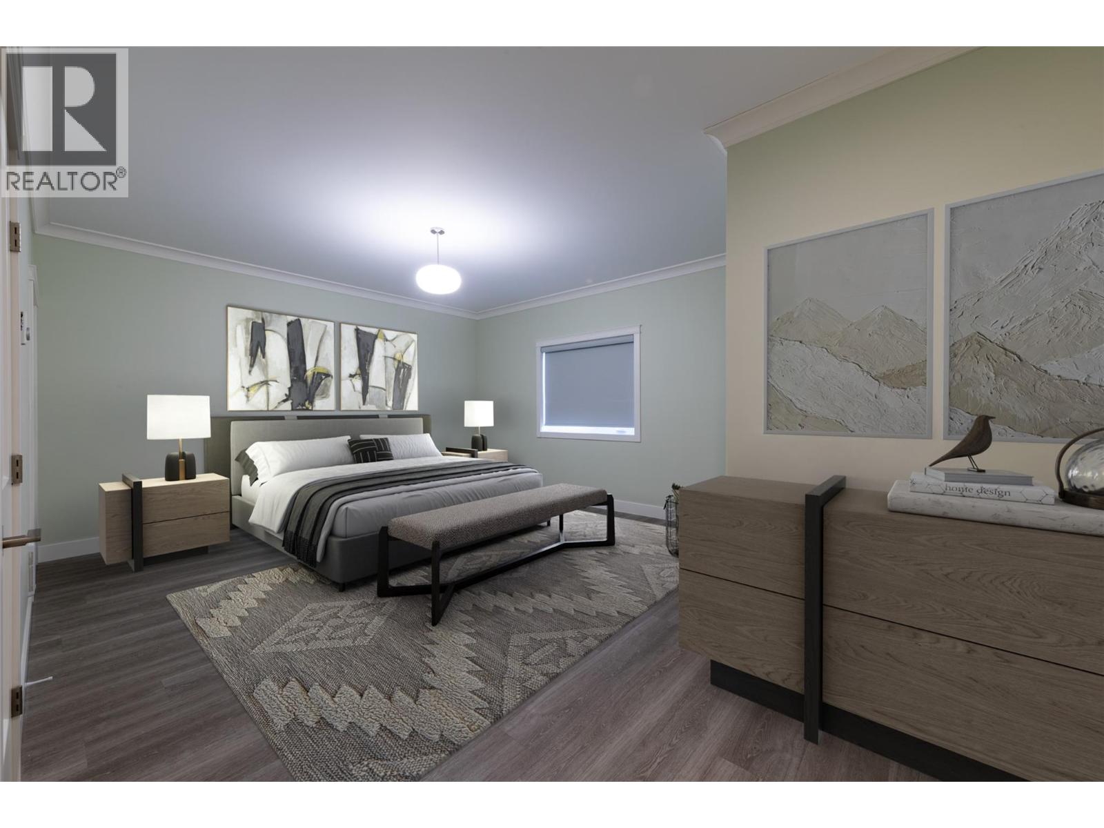 615 9TH STREET S - 24